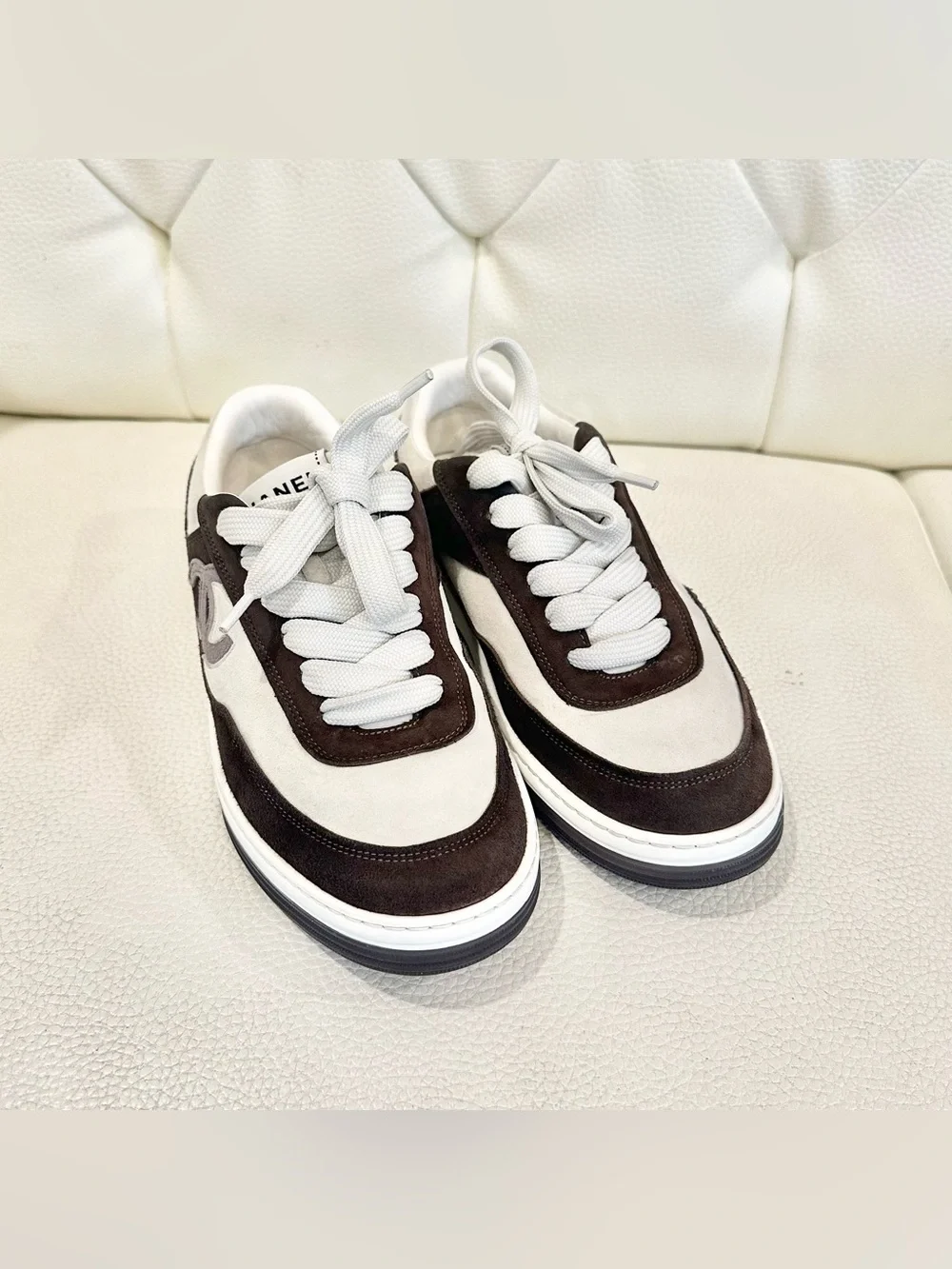 CHANEL authentic low